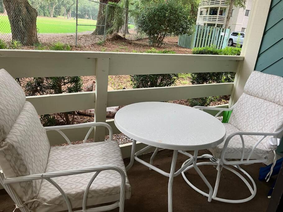 Cute 2 Bedroom, 2 Bath Condo At Folly Field Beach Хилтон-Хед-Айленд Экстерьер фото