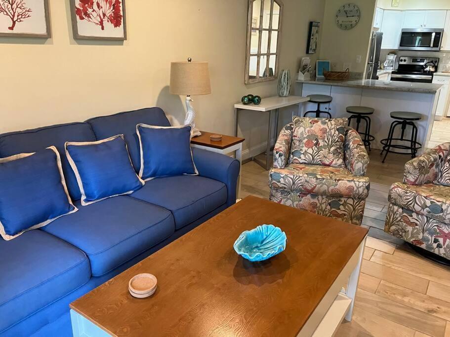 Cute 2 Bedroom, 2 Bath Condo At Folly Field Beach Хилтон-Хед-Айленд Экстерьер фото