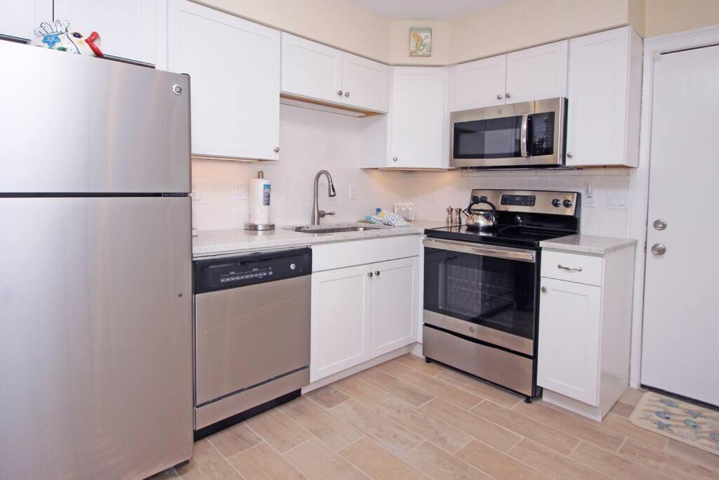 Cute 2 Bedroom, 2 Bath Condo At Folly Field Beach Хилтон-Хед-Айленд Экстерьер фото